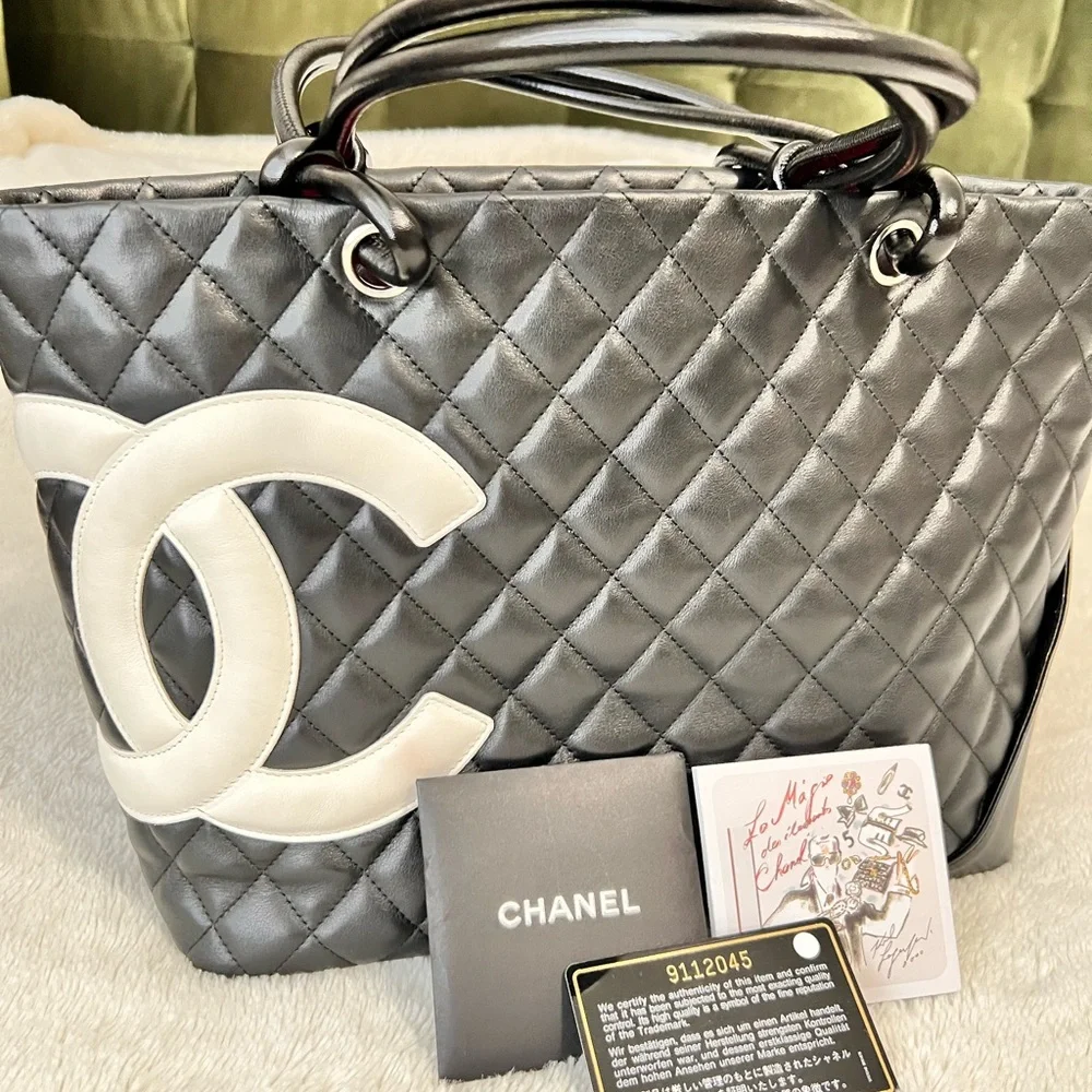 CHANEL Black Quilted Leather Shoulder Tote with White CC Emblem